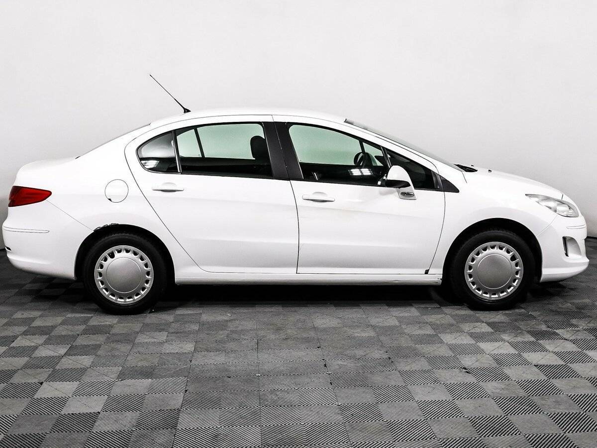 Б/У Пежо 408 2012 года. Фото: #3