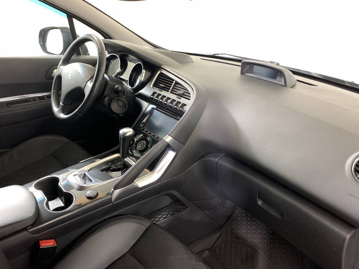 Б/У Пежо 3008 2014 года. Фото: #14