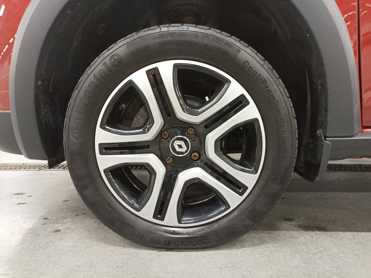 Б/У Рено Сандеро 2018 года. Фото: #17