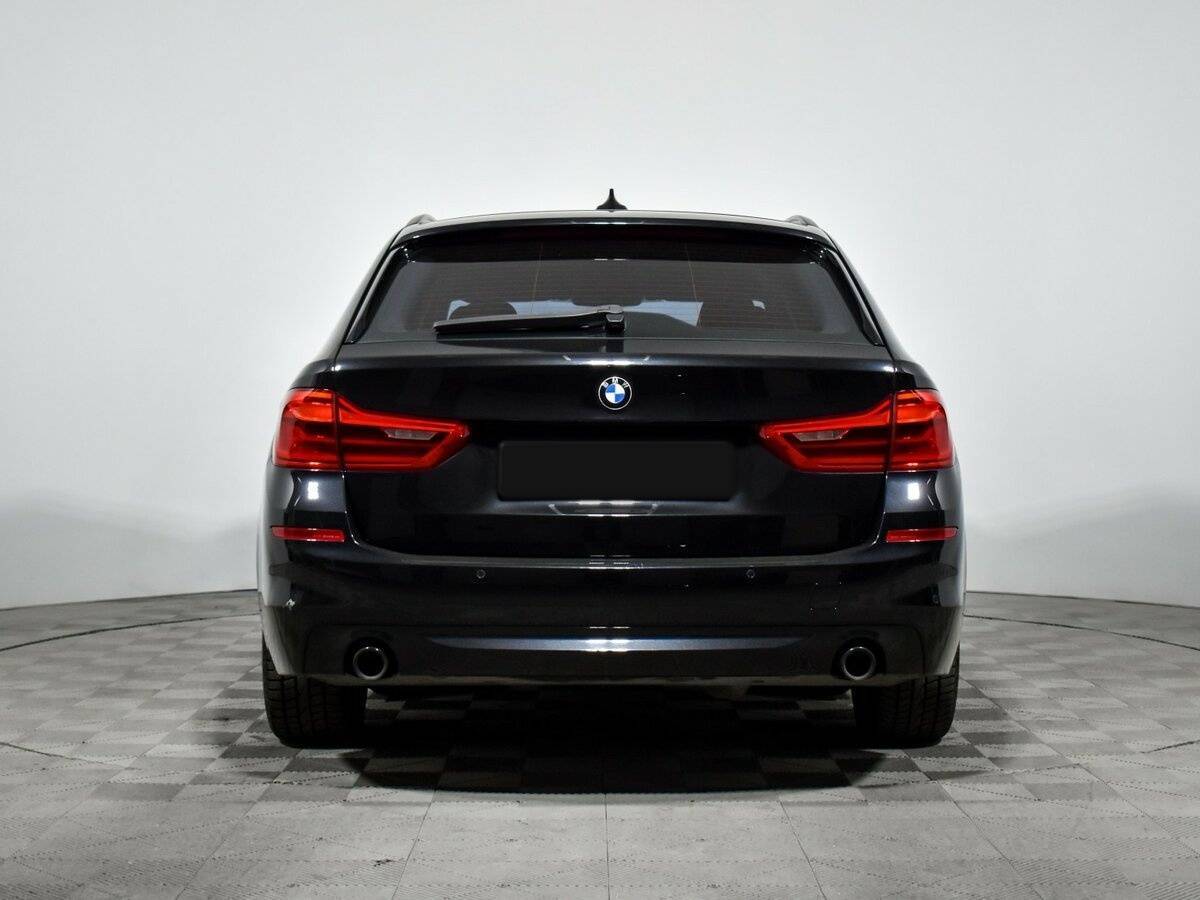 BMW 5 серии 2017 года с пробегом. Фото: #5