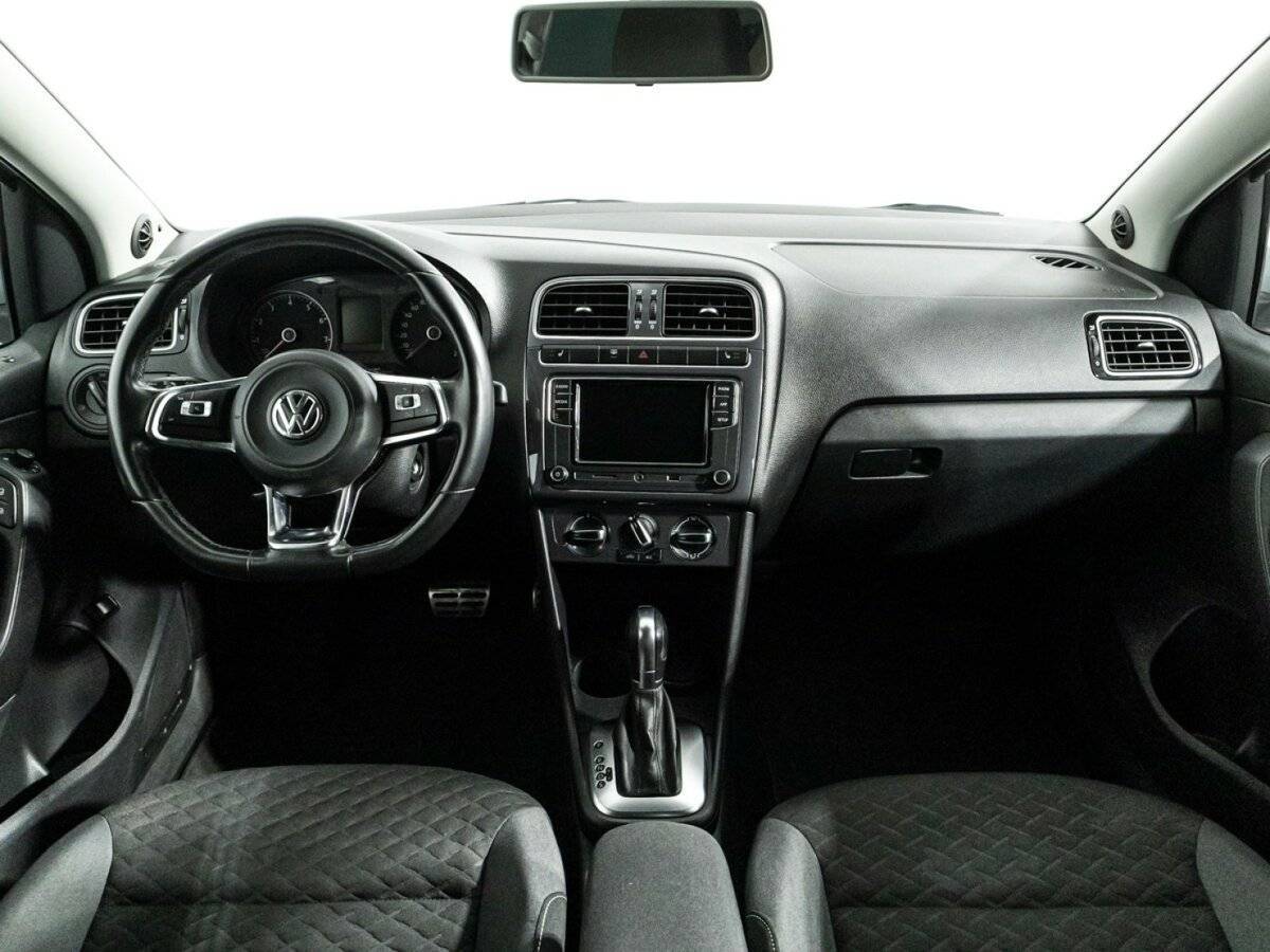 Б/У Фольксваген Поло 2018 года. Фото: #12