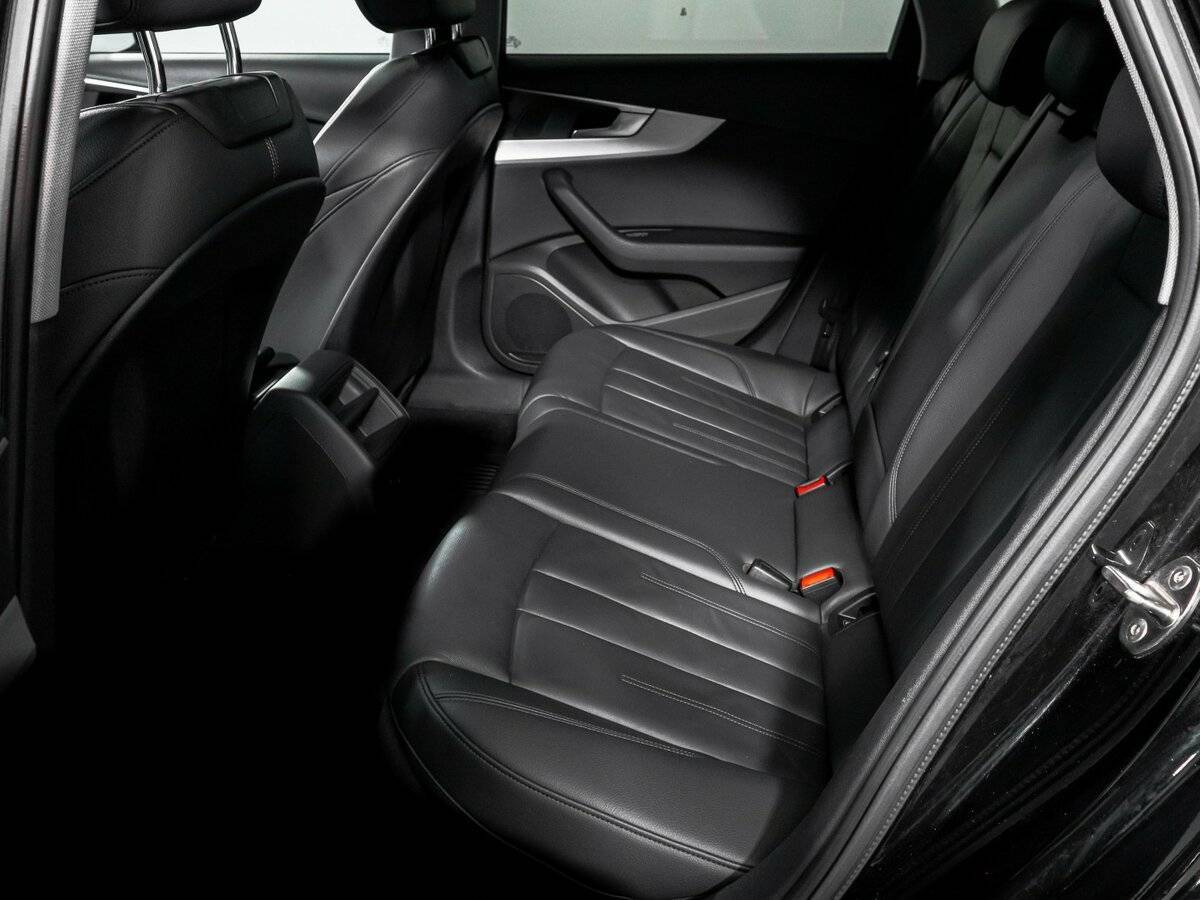 Audi A4 2017 года с пробегом. Фото: #9