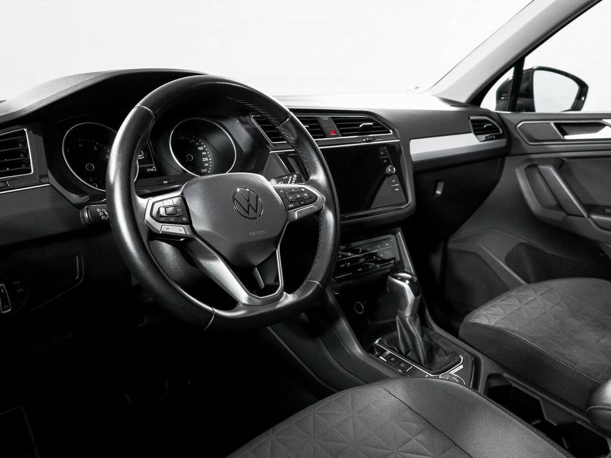 Volkswagen Tiguan 2021 года с пробегом. Фото: #13
