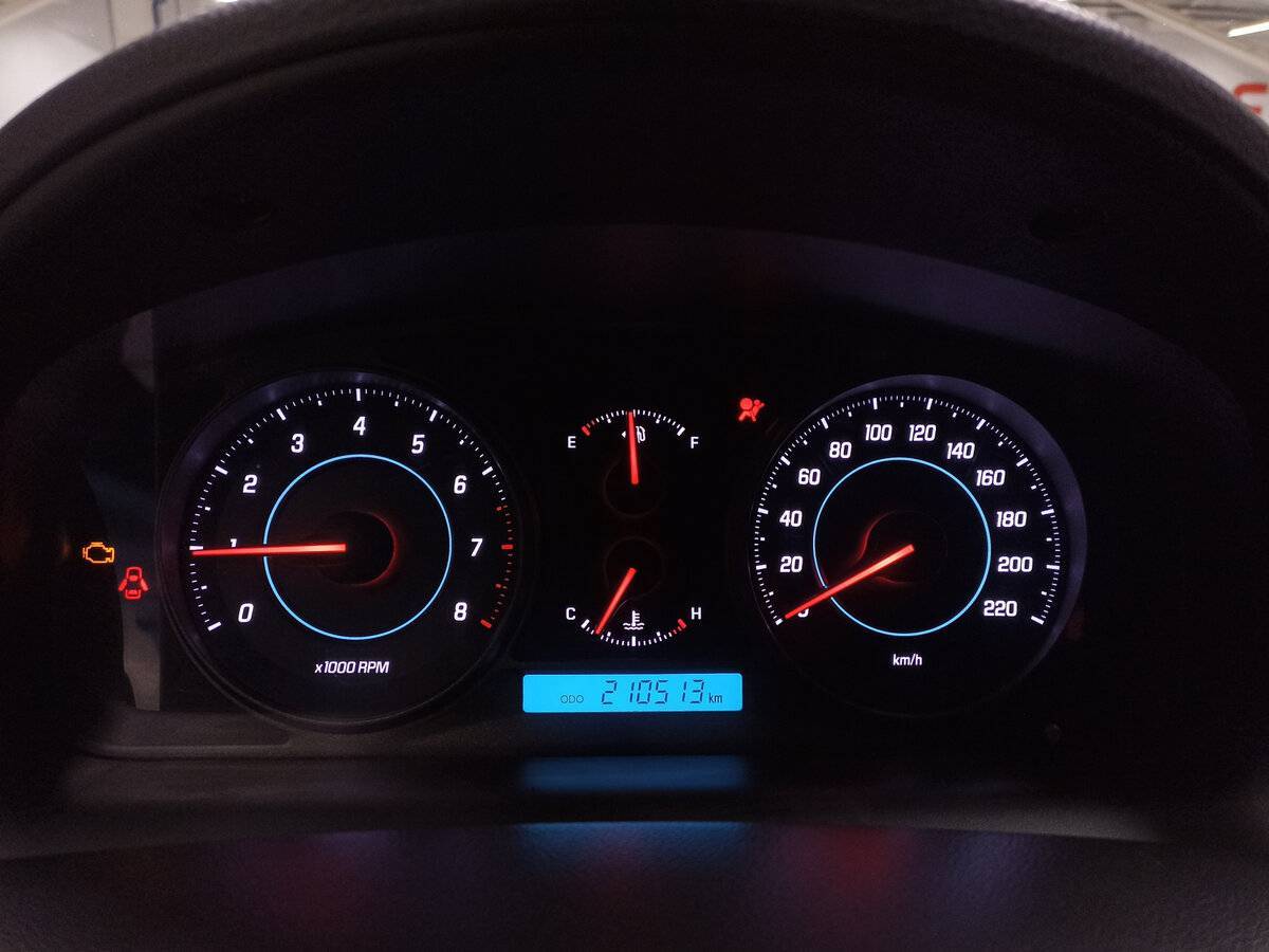 Б/У Шевроле Каптива 2013 года. Фото: #12