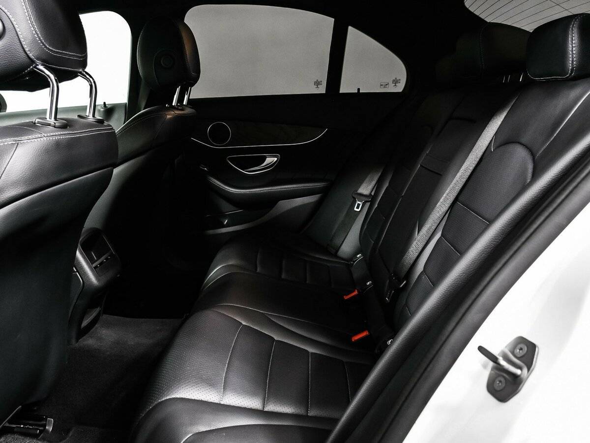 Mercedes-Benz C-Класс 2018 года с пробегом. Фото: #12