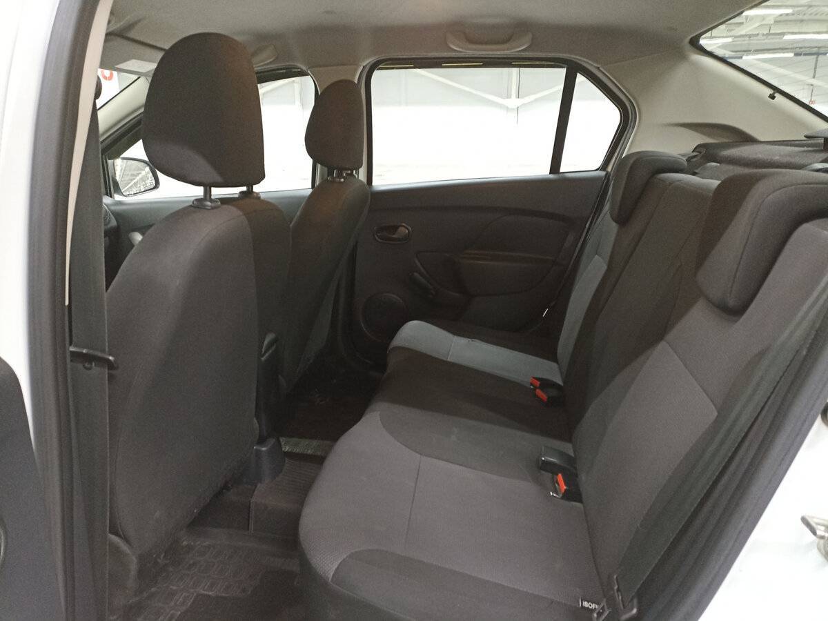 Б/У Рено Логан 2020 года. Фото: #11