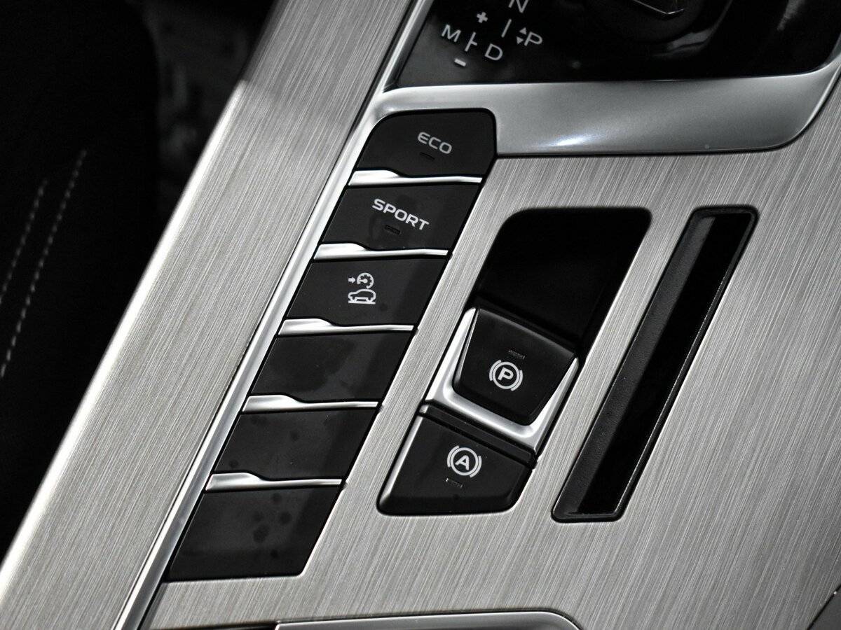 Geely Coolray 2023 года с пробегом. Фото: #11