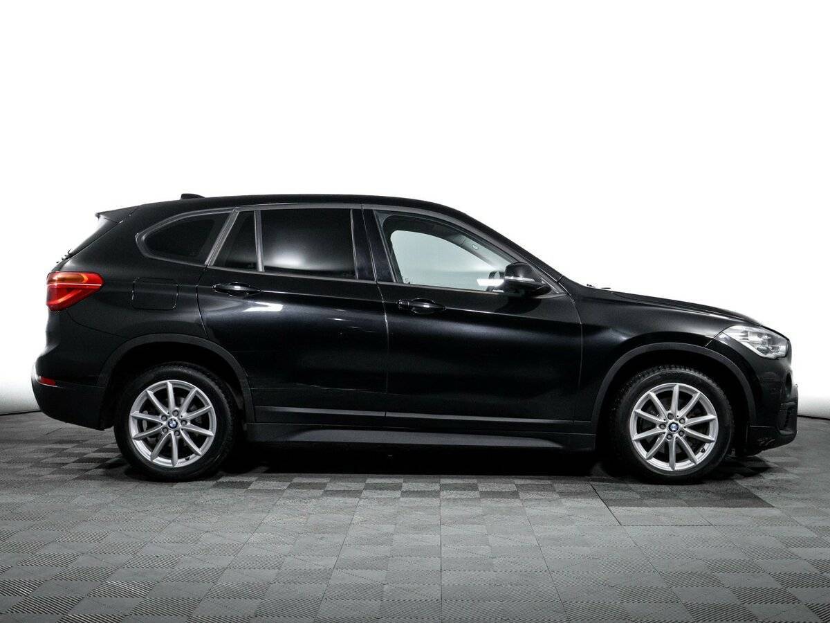 BMW X1 2018 года с пробегом. Фото: #3