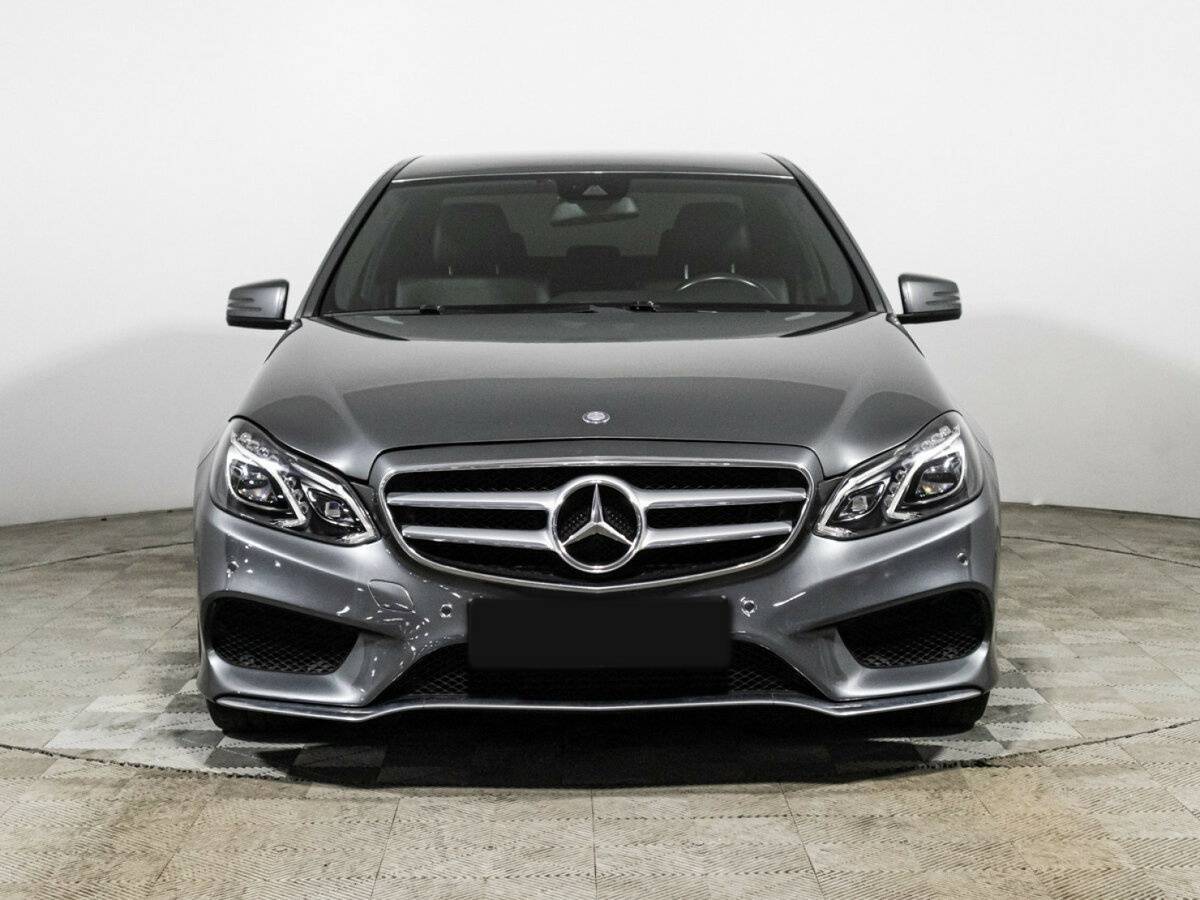 Mercedes-Benz E-Класс 2015 года с пробегом. Фото: #1