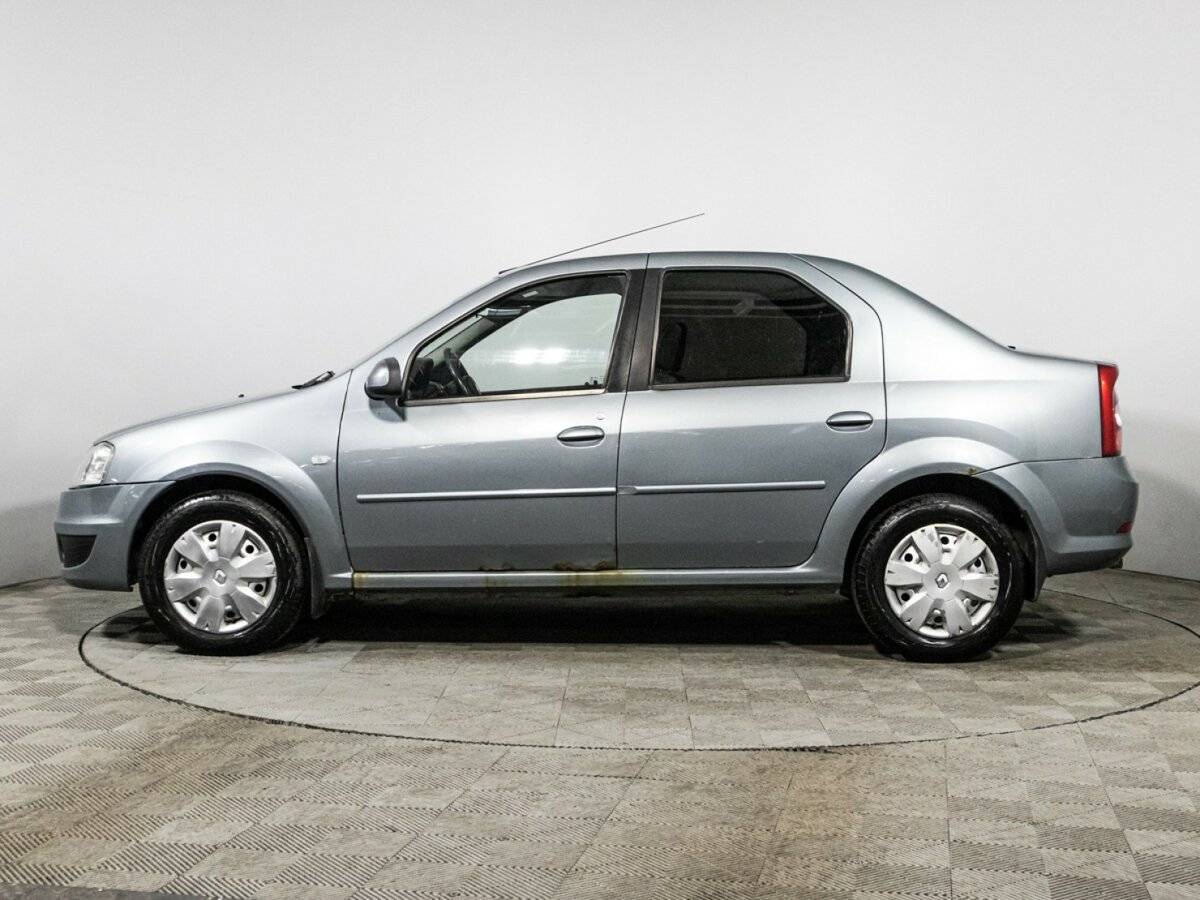 Б/У Рено Логан 2012 года. Фото: #7