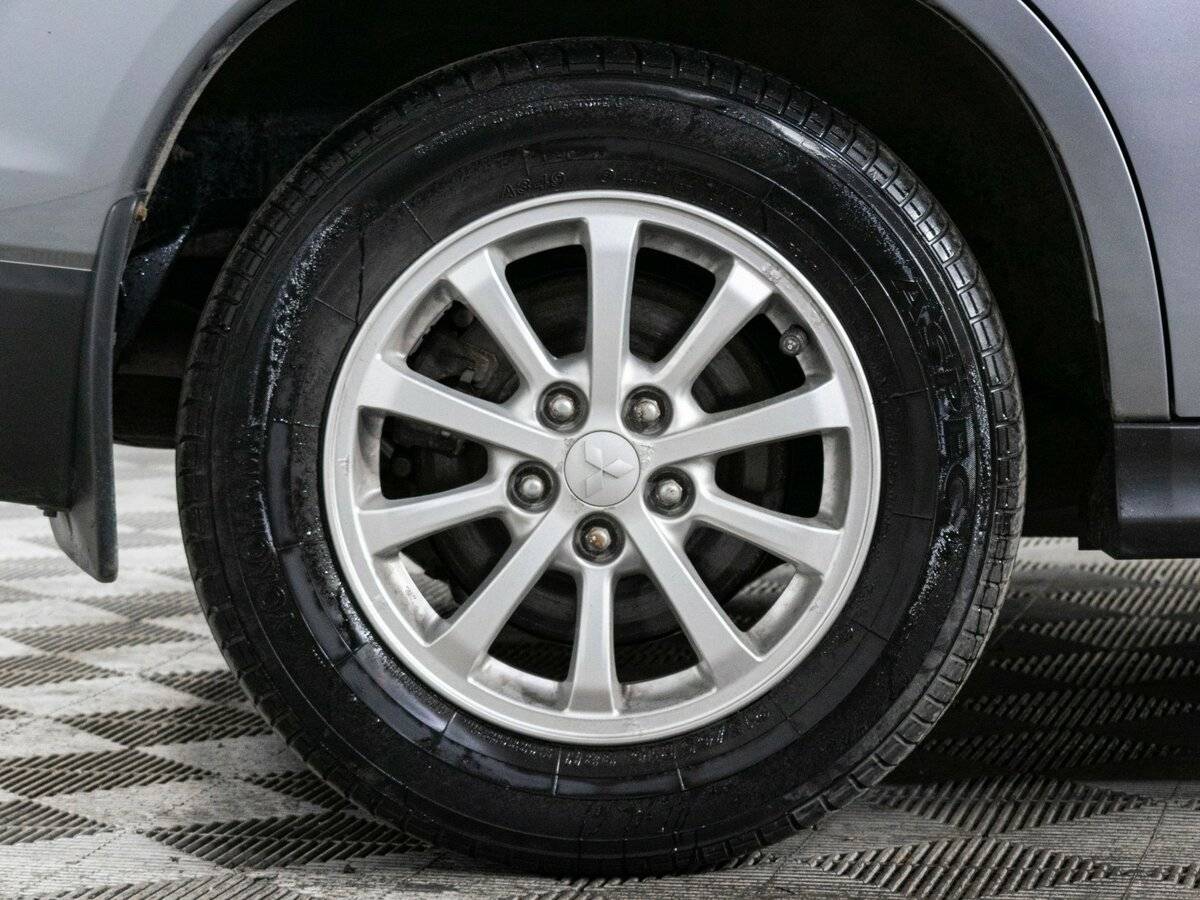 Б/У Митсубиши АС-Икс 2012 года. Фото: #14