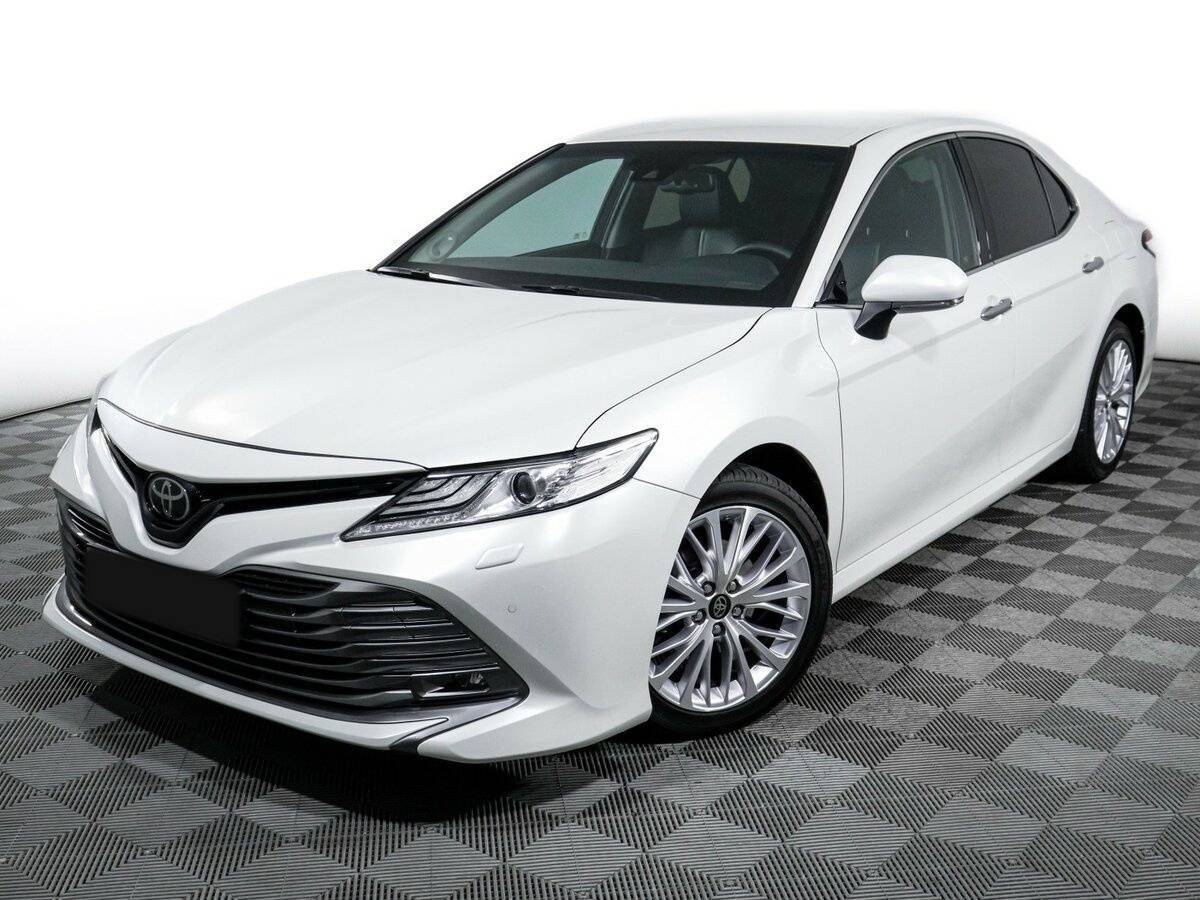 Toyota Camry 2019 года с пробегом. Фото: #16