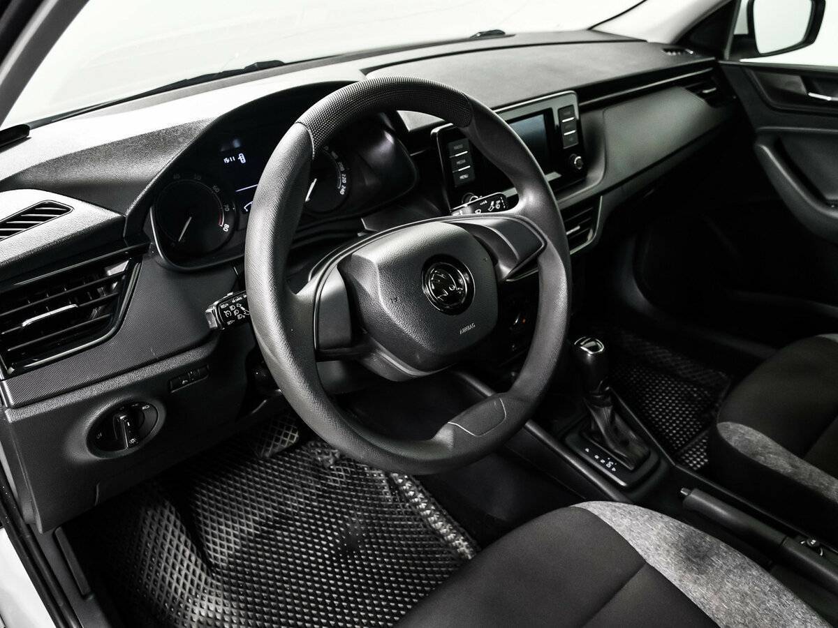 Б/У Шкода Рапид 2021 года. Фото: #12