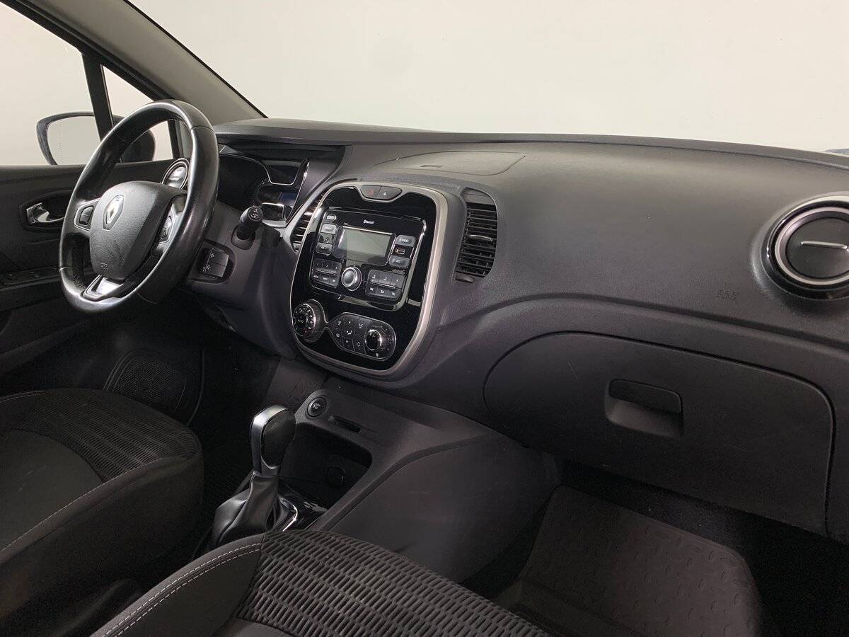 Б/У Рено Каптюр 2019 года. Фото: #12