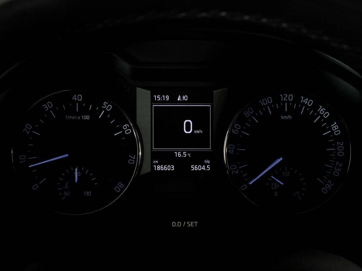 Б/У Шкода Октавия 2013 года. Фото: #18