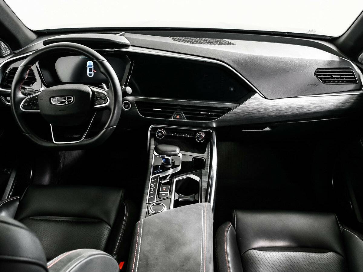 Geely Tugella 2022 года с пробегом. Фото: #10