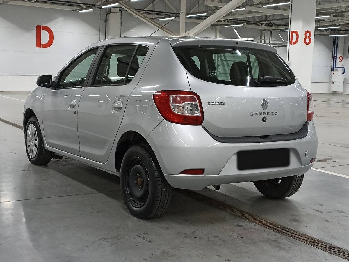Б/У Рено Сандеро 2017 года. Фото: #6