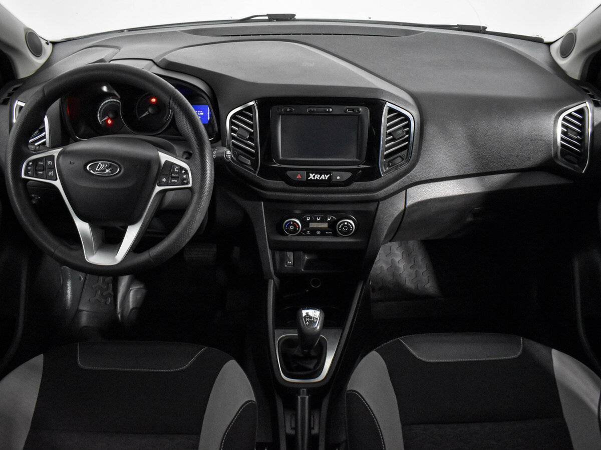 Б/У Лада (ВАЗ) ИКСРЭЙ 2016 года. Фото: #11