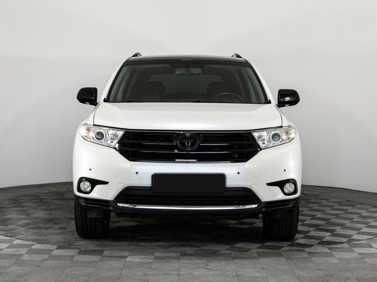 Toyota Highlander 2012 года с пробегом. Фото: #1