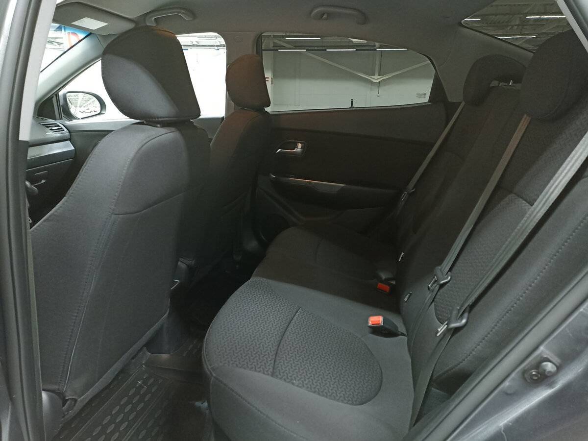 Б/У Киа Рио 2013 года. Фото: #11