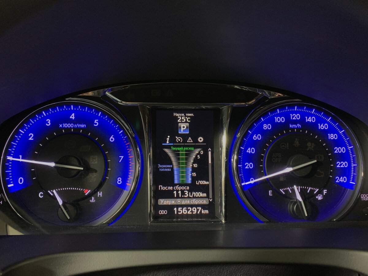 Toyota Camry 2017 года с пробегом. Фото: #13