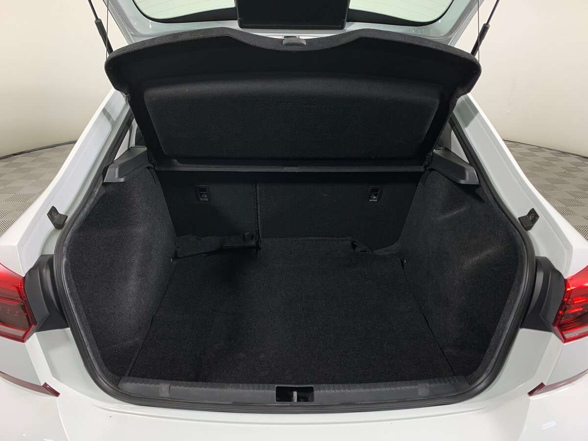 Б/У Фольксваген Поло 2021 года. Фото: #18