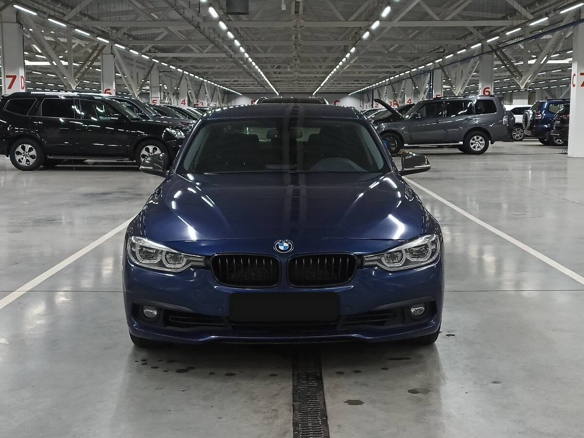 BMW 3 серии 2016 года с пробегом. Фото: #1