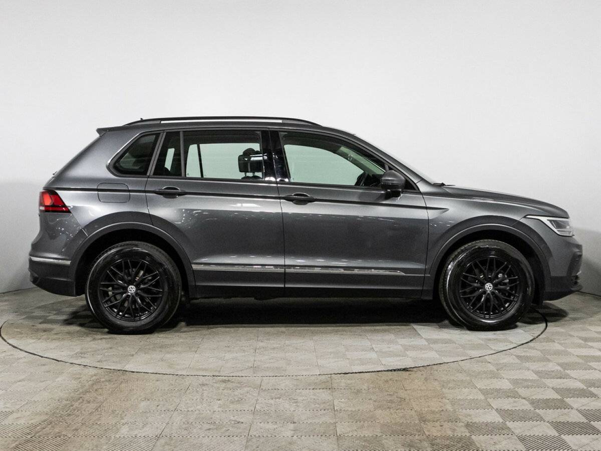 Volkswagen Tiguan 2021 года с пробегом. Фото: #3