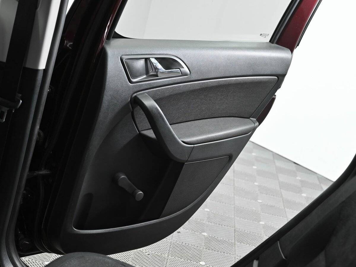 Б/У Шкода Йети 2014 года. Фото: #14