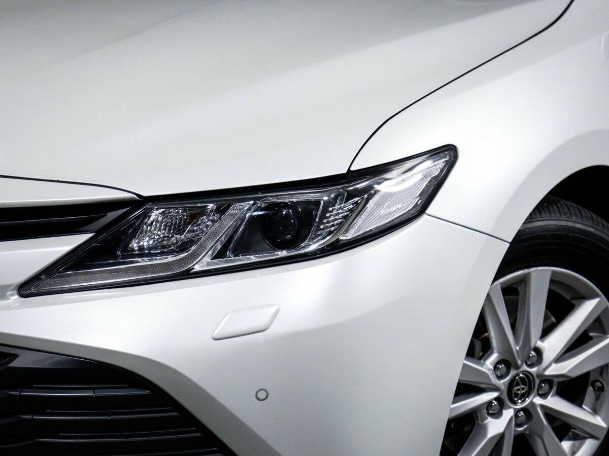 Toyota Camry 2019 года с пробегом. Фото: #15