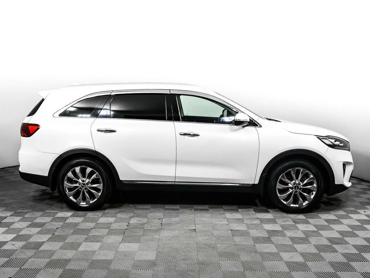 Kia Sorento 2017 года с пробегом. Фото: #3