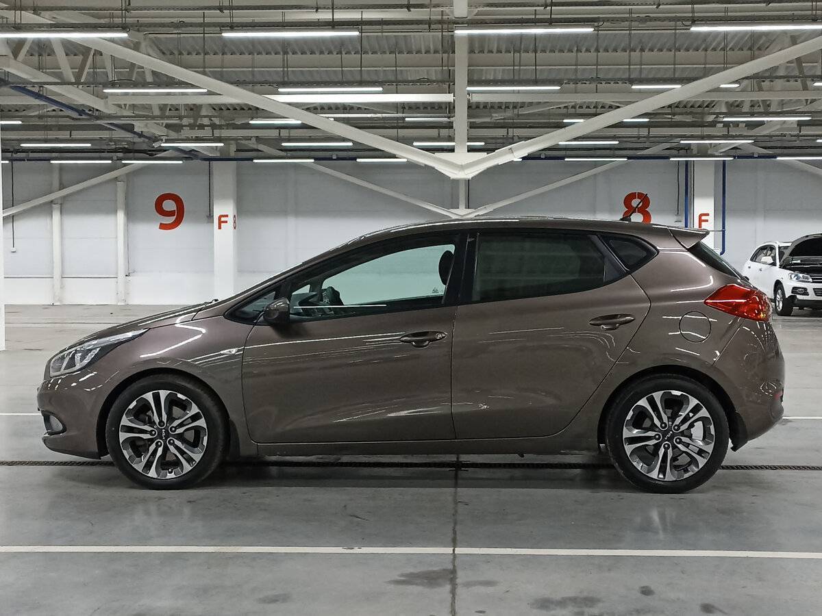 Б/У Киа Сид 2013 года. Фото: #7