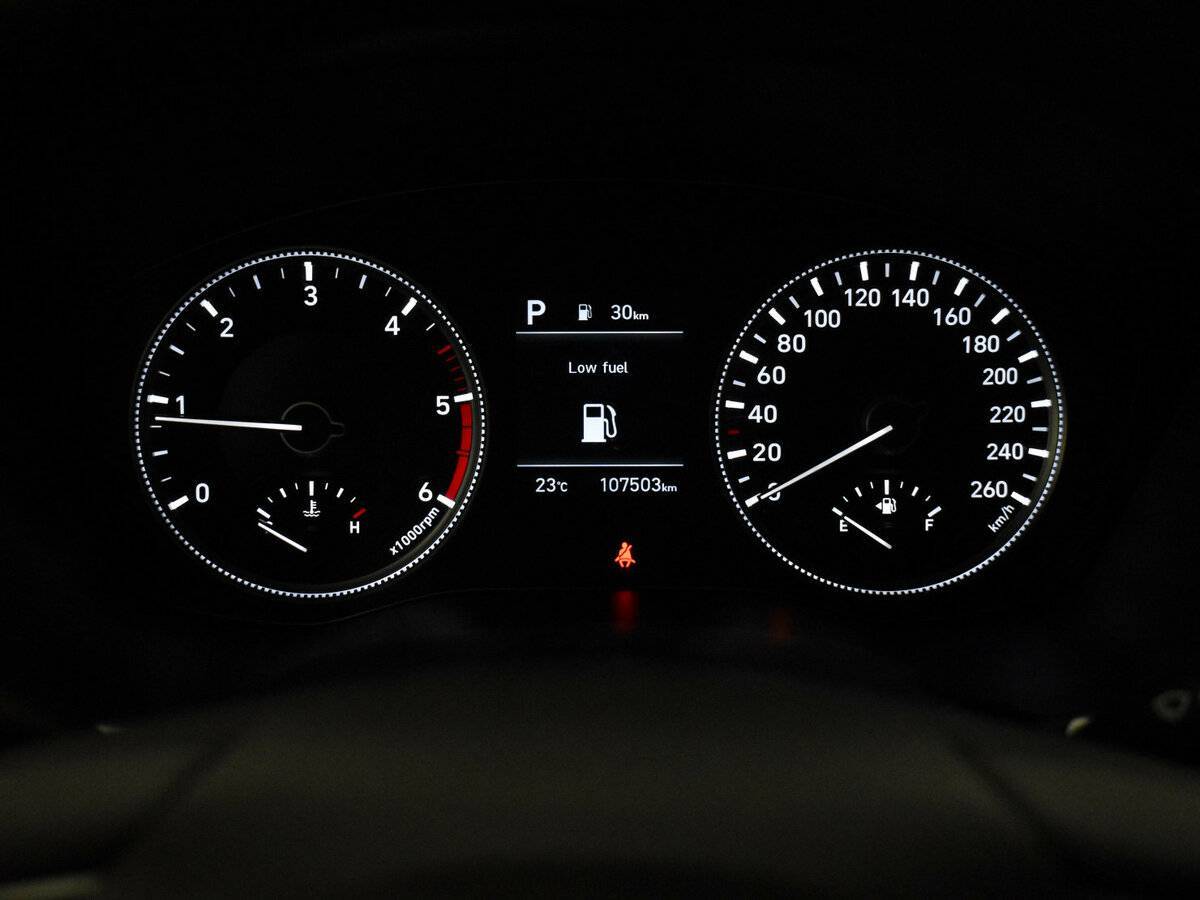 Hyundai Santa Fe 2018 года с пробегом. Фото: #19