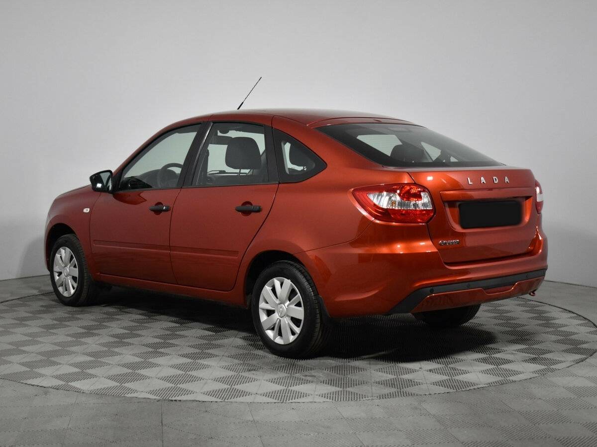 Б/У Лада (ВАЗ) Гранта 2020 года. Фото: #6