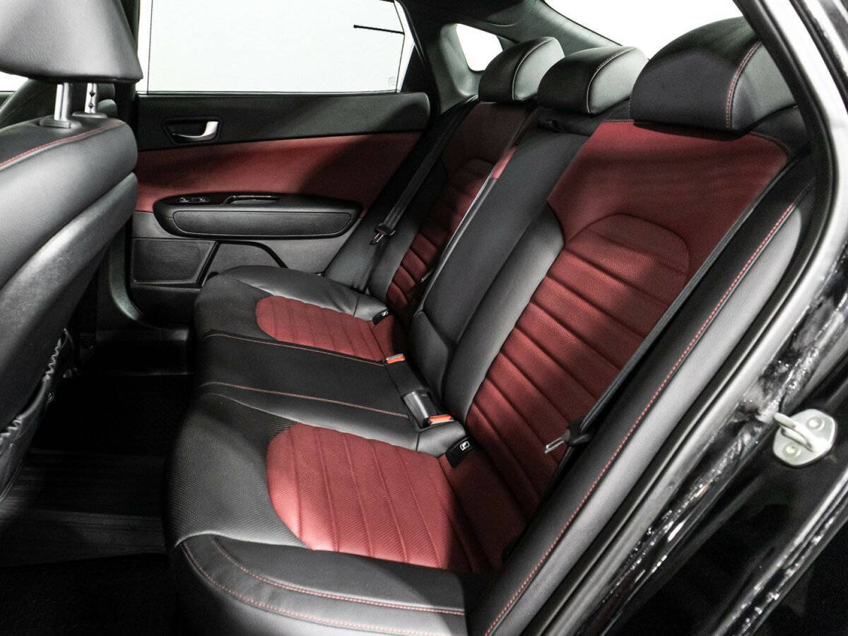 Kia Optima 2019 года с пробегом. Фото: #9