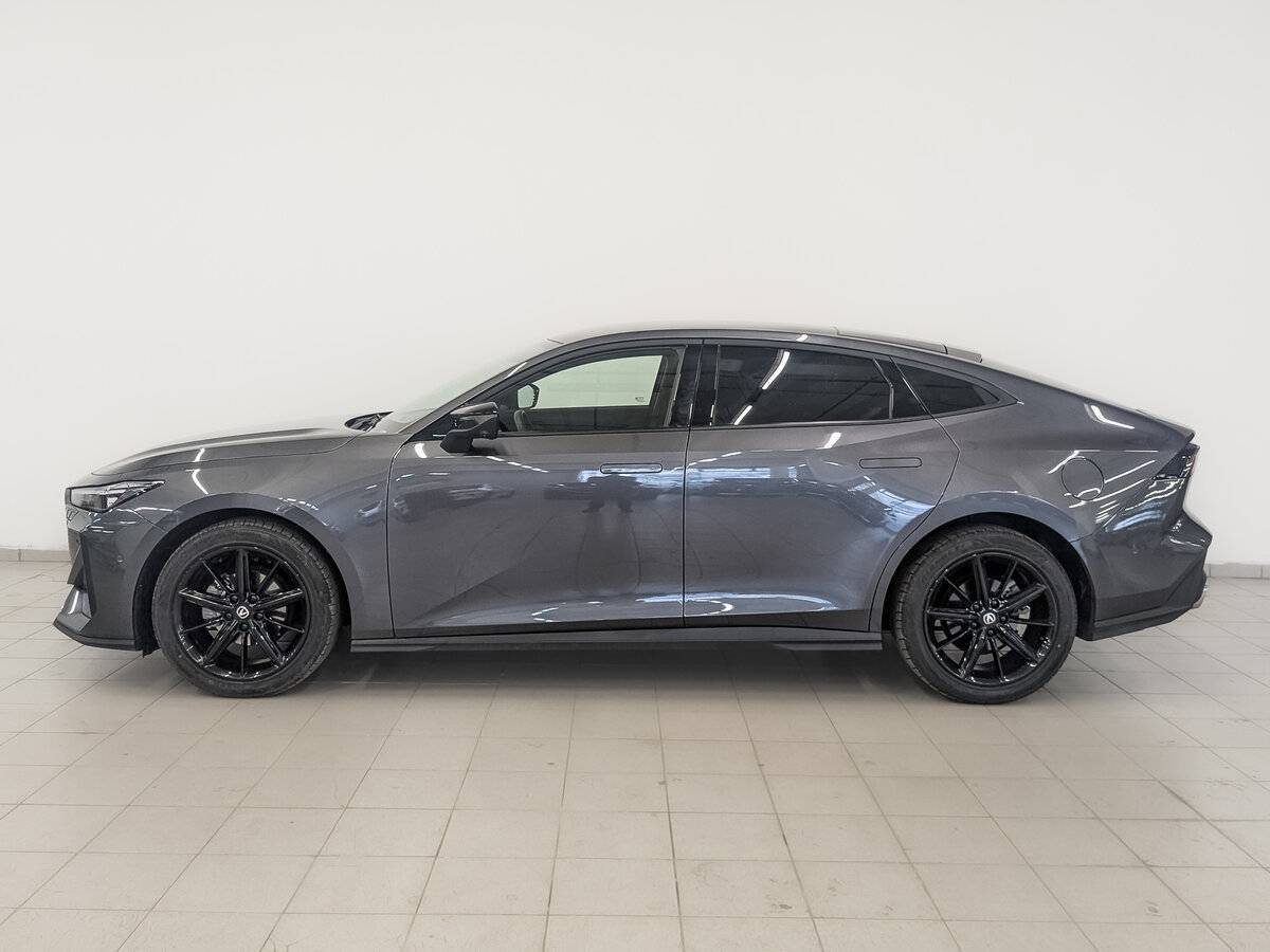 Changan UNI-V 2024 года с пробегом. Фото: #7