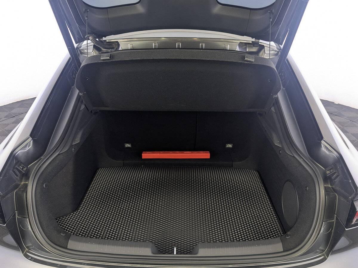 Changan UNI-V 2024 года с пробегом. Фото: #9