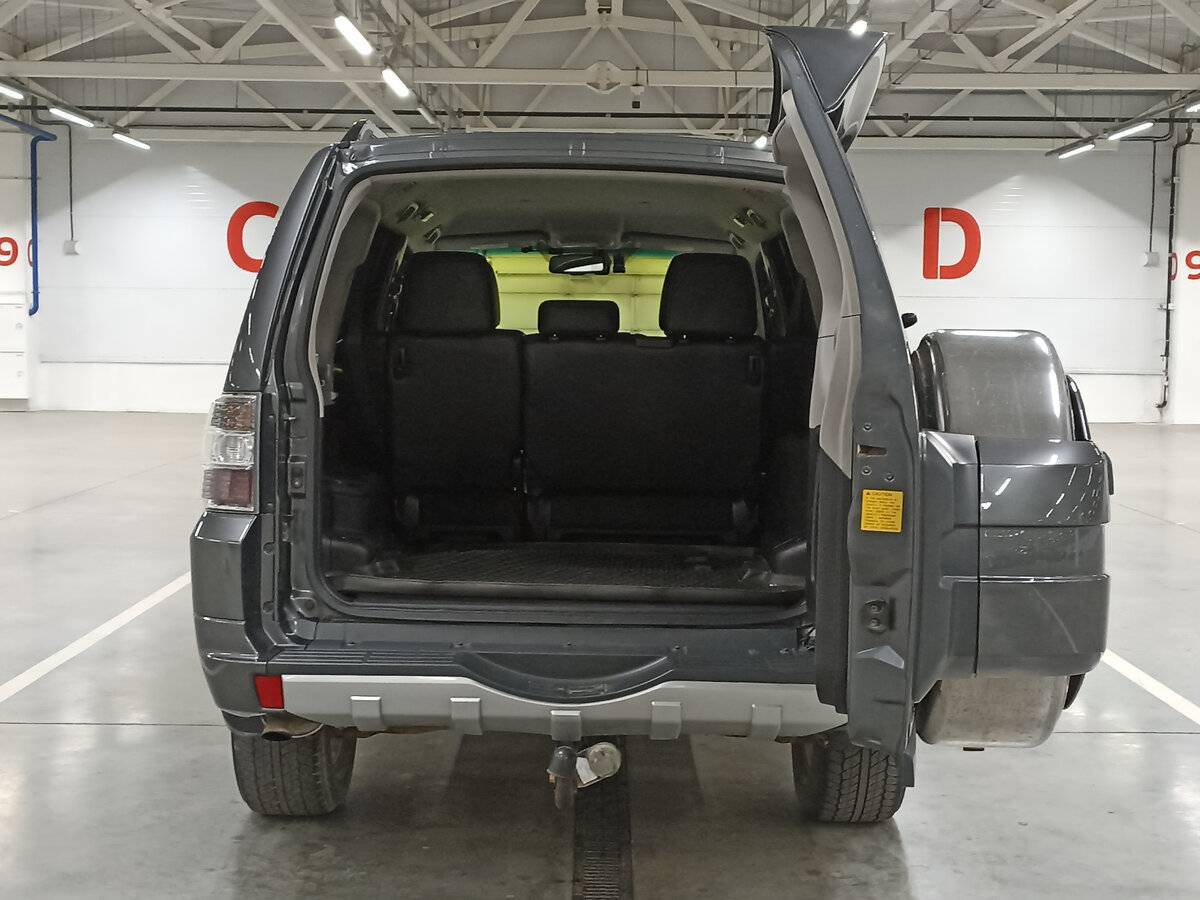 Б/У Митсубиши Паджеро 2012 года. Фото: #9