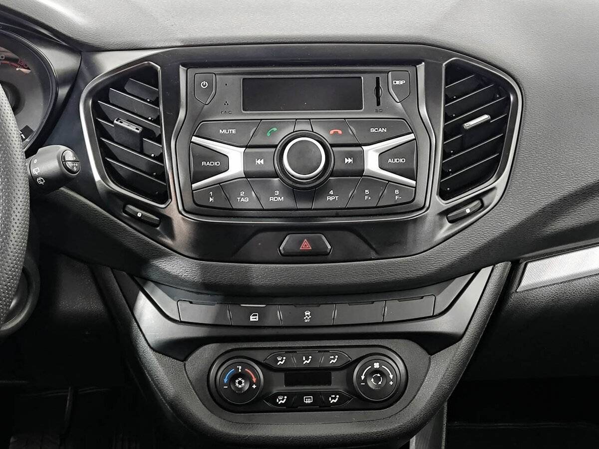 Б/У Лада (ВАЗ) Веста 2021 года. Фото: #14