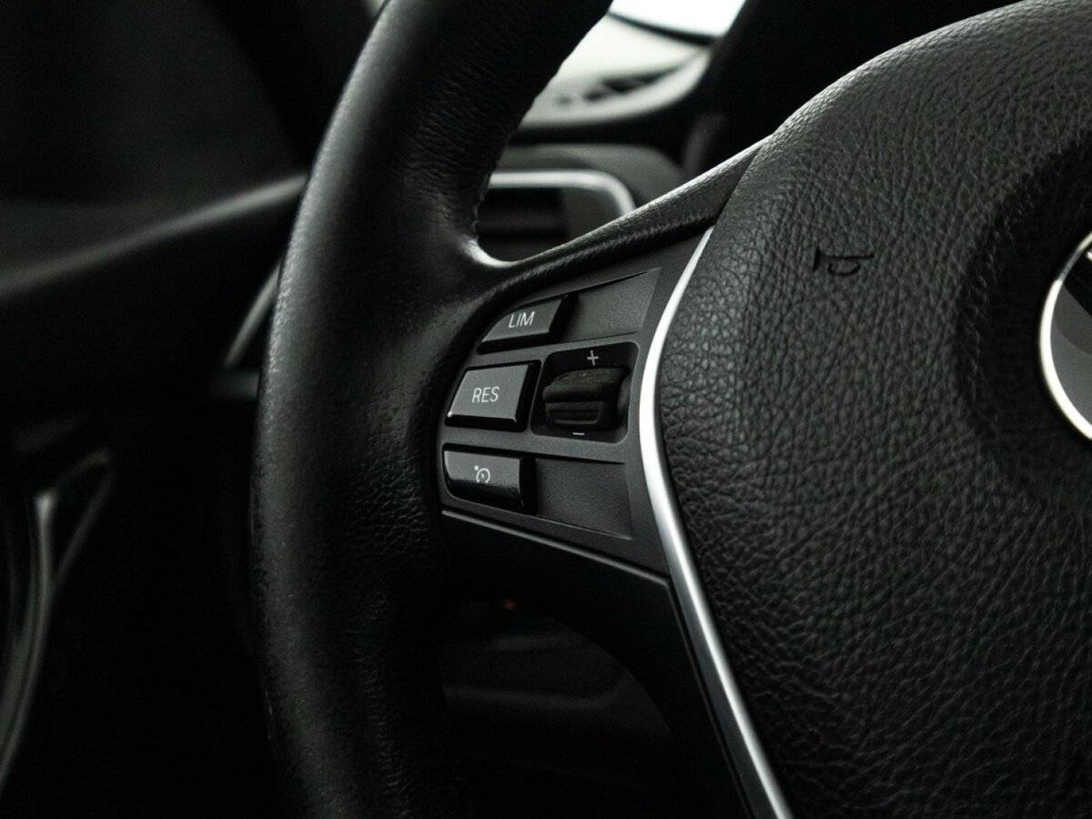 BMW 3 серии 2018 года с пробегом. Фото: #19