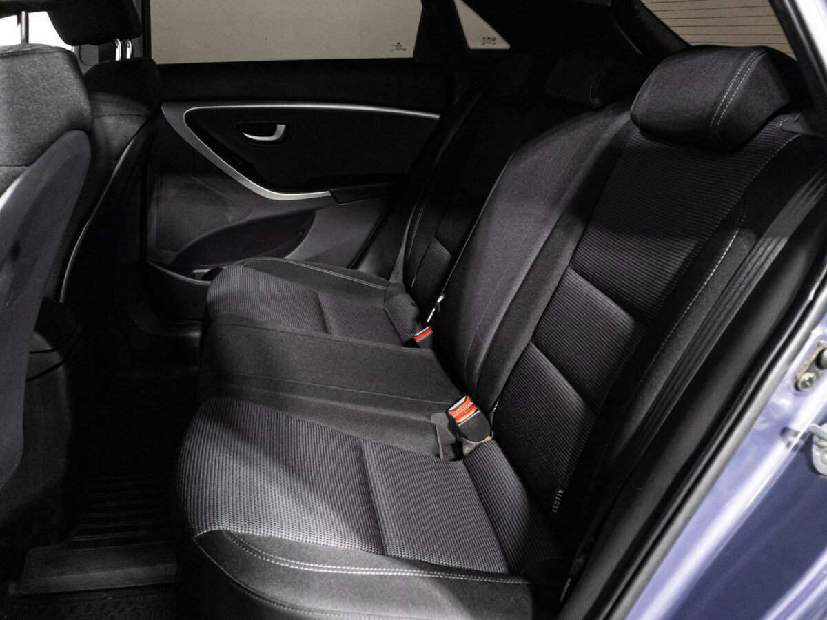 Б/У Хендай ай30 2012 года. Фото: #9