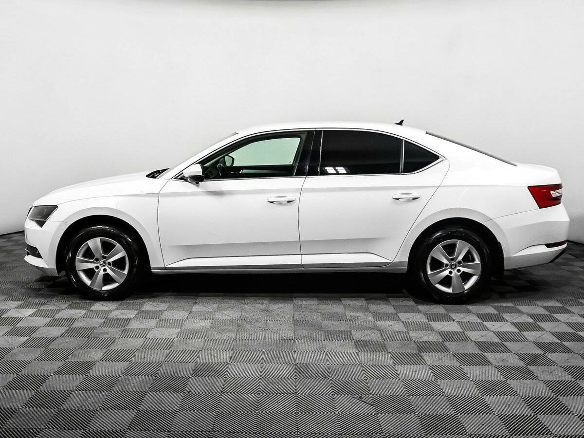 Skoda Superb 2016 года с пробегом. Фото: #7