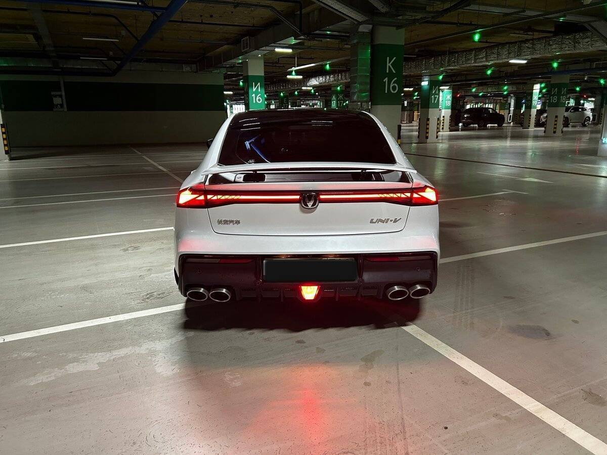 Changan UNI-V 2023 года с пробегом. Фото: #4