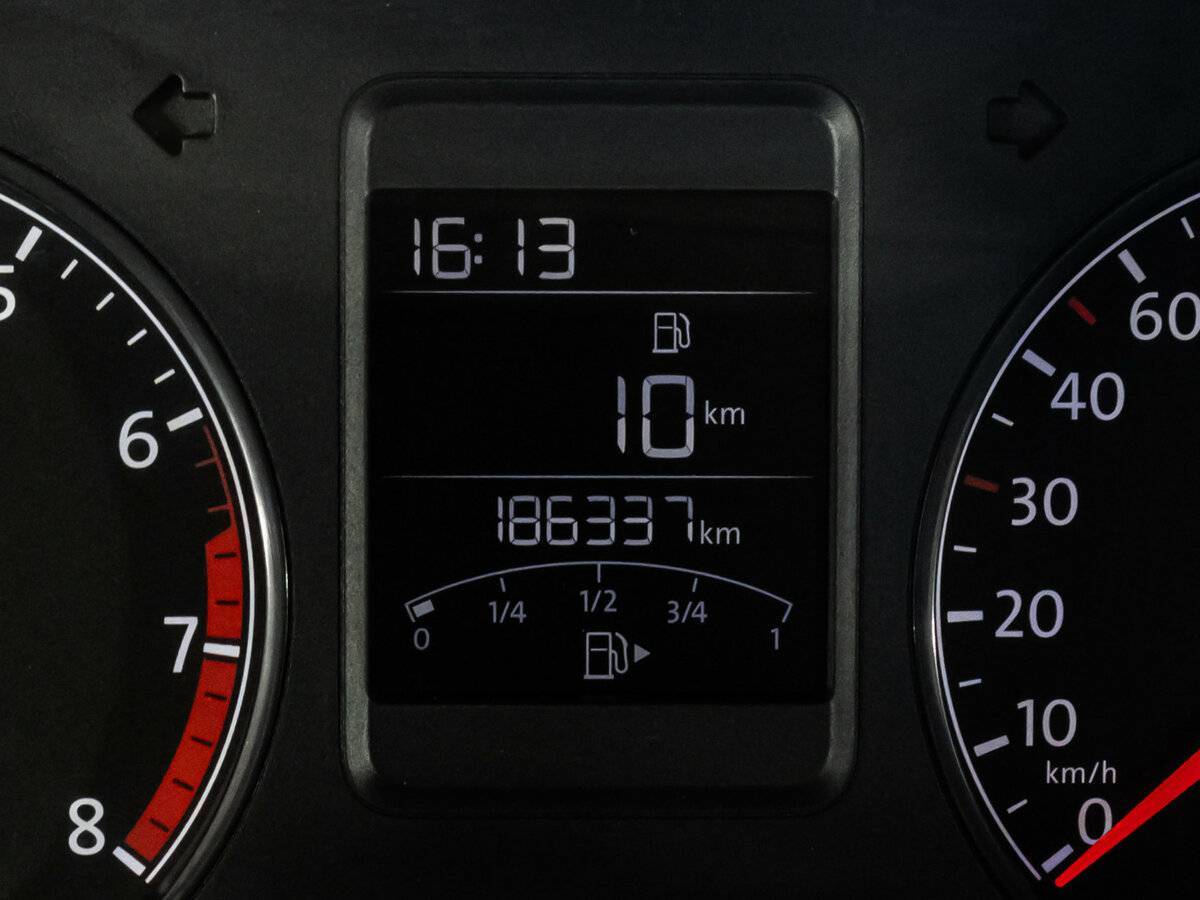 Б/У Фольксваген Поло 2017 года. Фото: #14