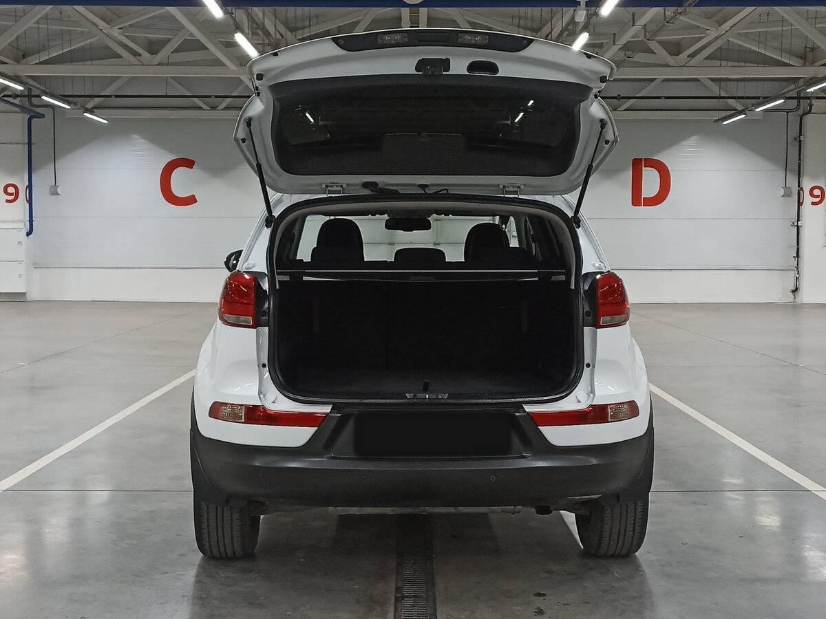 Б/У Киа Спортейдж 2015 года. Фото: #9