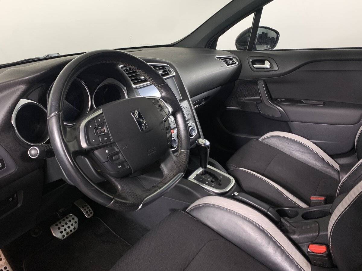 Citroen DS4 2013 года с пробегом. Фото: #11