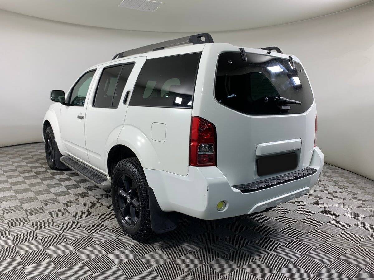 Б/У Ниссан Патфайндер 2013 года. Фото: #6