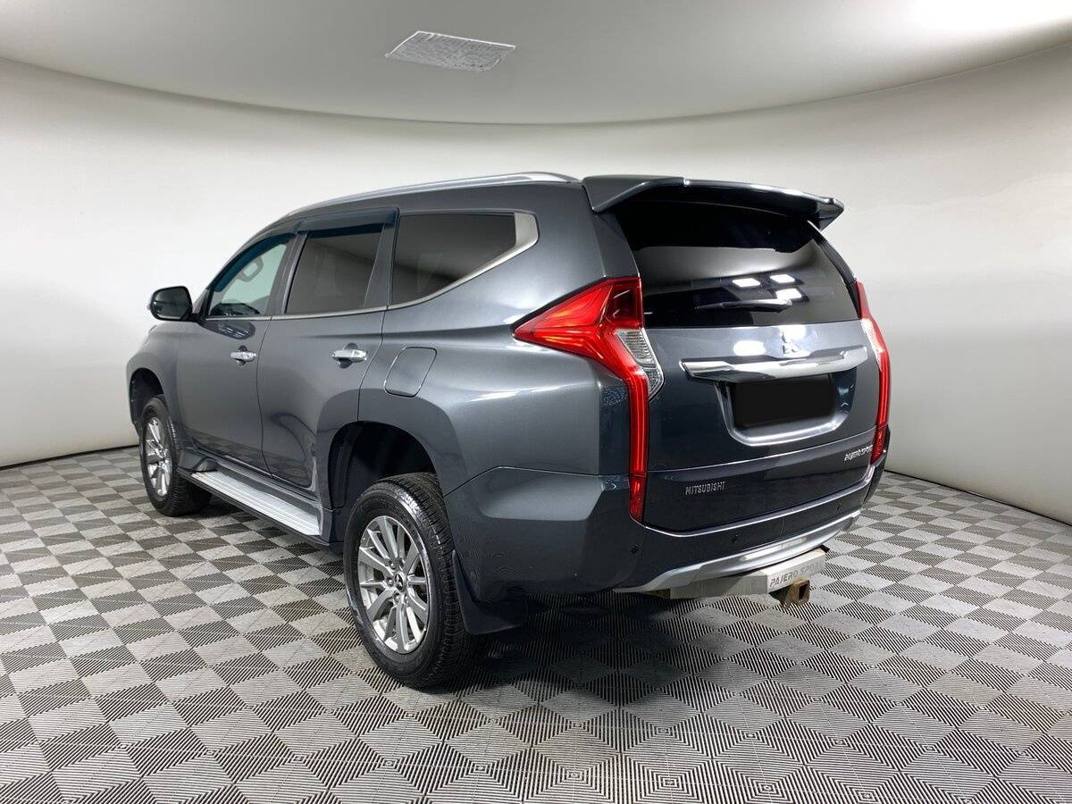 Mitsubishi Pajero Sport 2018 года с пробегом. Фото: #6
