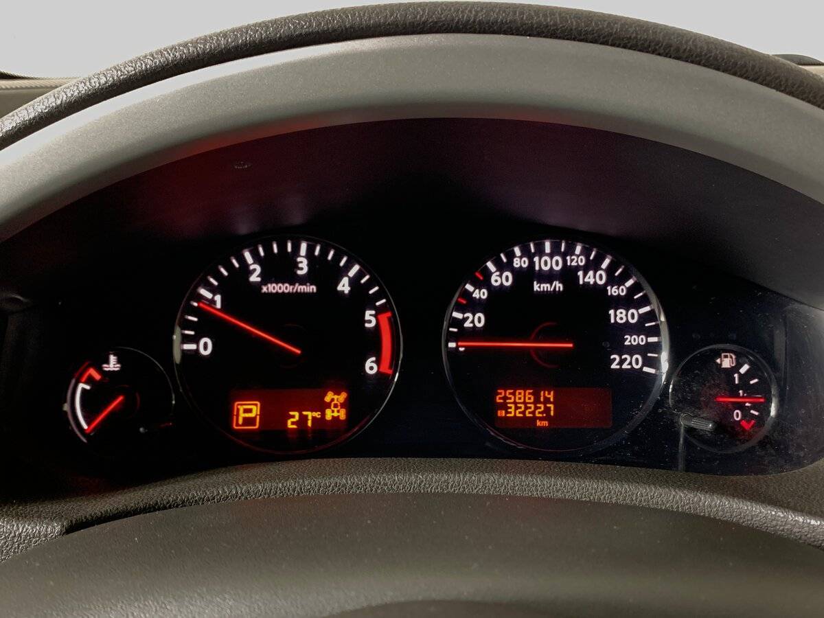 Б/У Ниссан Патфайндер 2012 года. Фото: #13