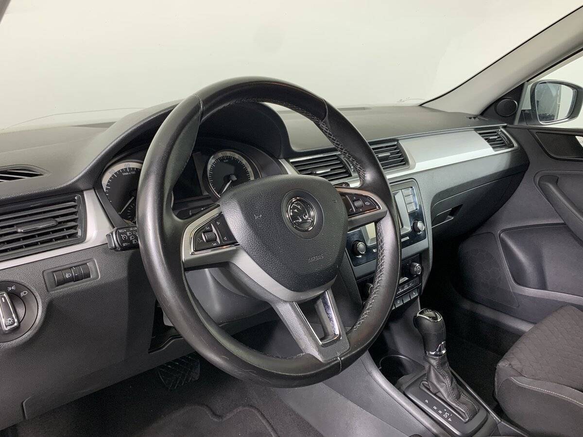 Б/У Шкода Рапид 2016 года. Фото: #10